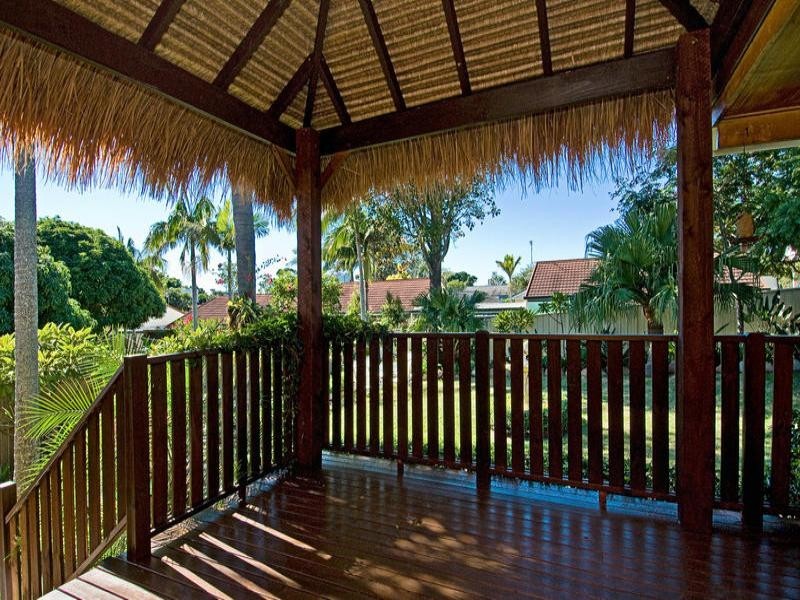 20 Eileen Avenue, Southport QLD 4215