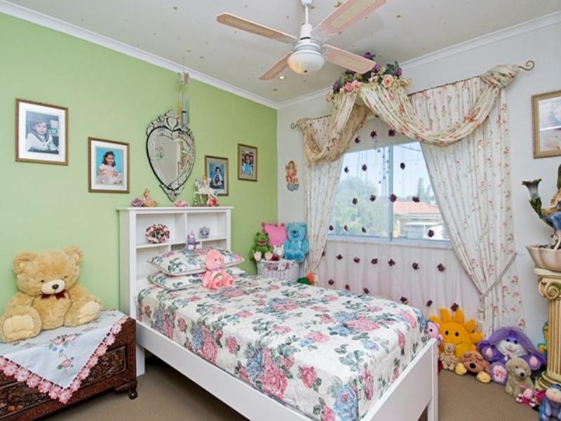 20 Eileen Avenue, Southport QLD 4215