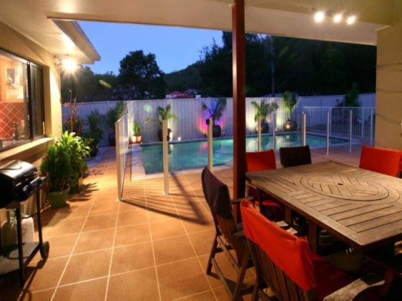 2 Riverlilly Street, Reedy Creek QLD 4227