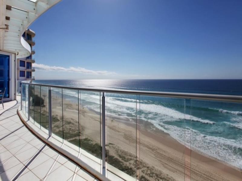 13 ‘Platinum on the Beach’, 1 Markwell Avenue, Surfers Paradise QLD 4217