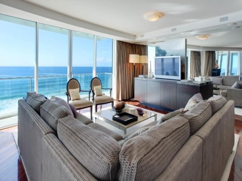 13 ‘Platinum on the Beach’, 1 Markwell Avenue, Surfers Paradise QLD 4217