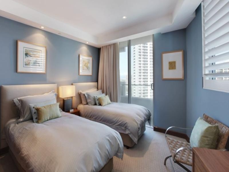 13 ‘Platinum on the Beach’, 1 Markwell Avenue, Surfers Paradise QLD 4217