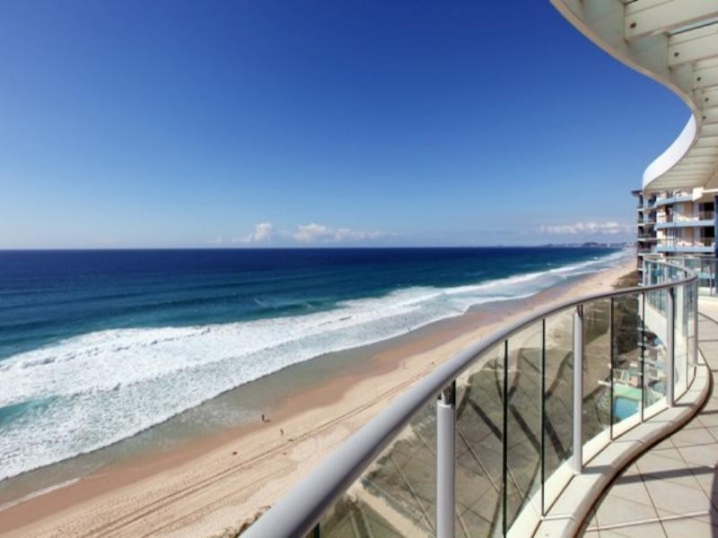 13 ‘Platinum on the Beach’, 1 Markwell Avenue, Surfers Paradise QLD 4217