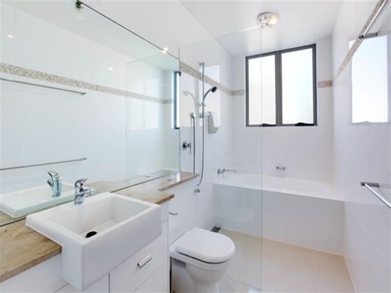 1/92 Seagull Avenue, Mermaid Beach QLD 4218