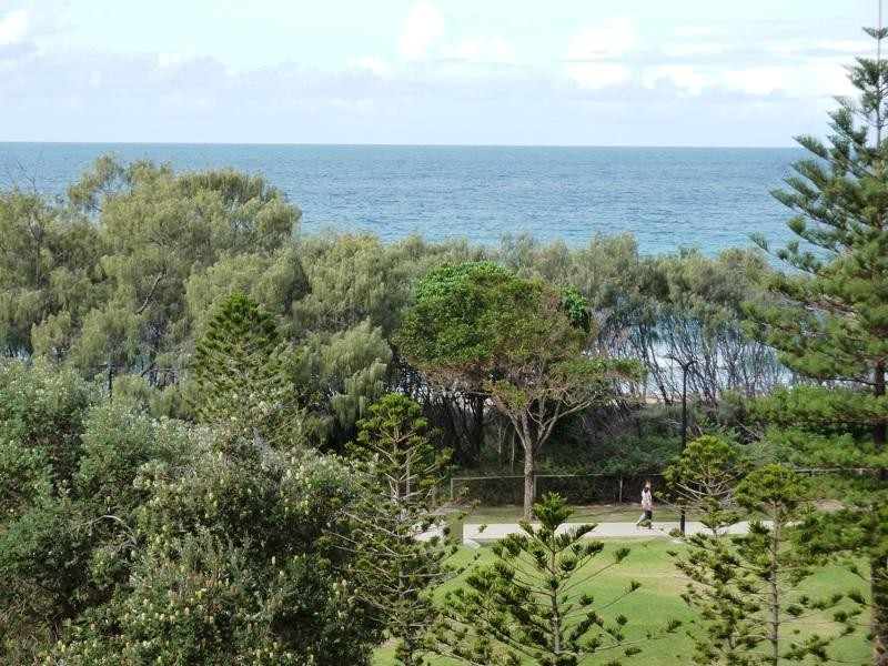 11 (5B) ‘Verve’, 173 Old Burleigh Road, Broadbeach QLD 4218