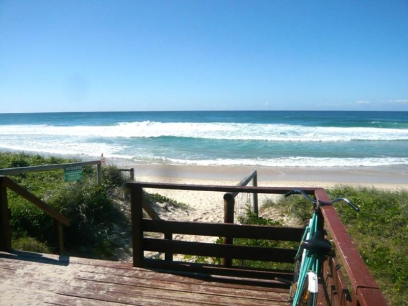 10/15 Surf Street, Mermaid Beach QLD 4218