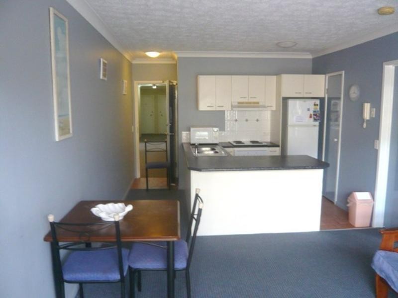 10/15 Surf Street, Mermaid Beach QLD 4218