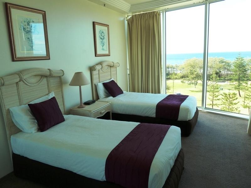 29 (6C) Carmel by the Sea, 177 Old Burleigh Road, Broadbeach QLD 4218