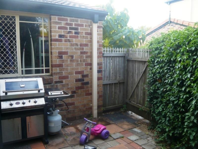 1/32 Hilda Street, Mermaid Beach QLD 4218