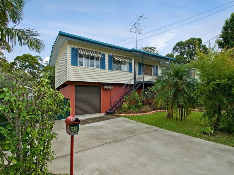 59 Ridgeway Avenue, Southport QLD 4215