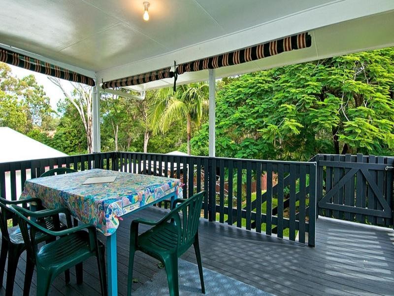 59 Ridgeway Avenue, Southport QLD 4215