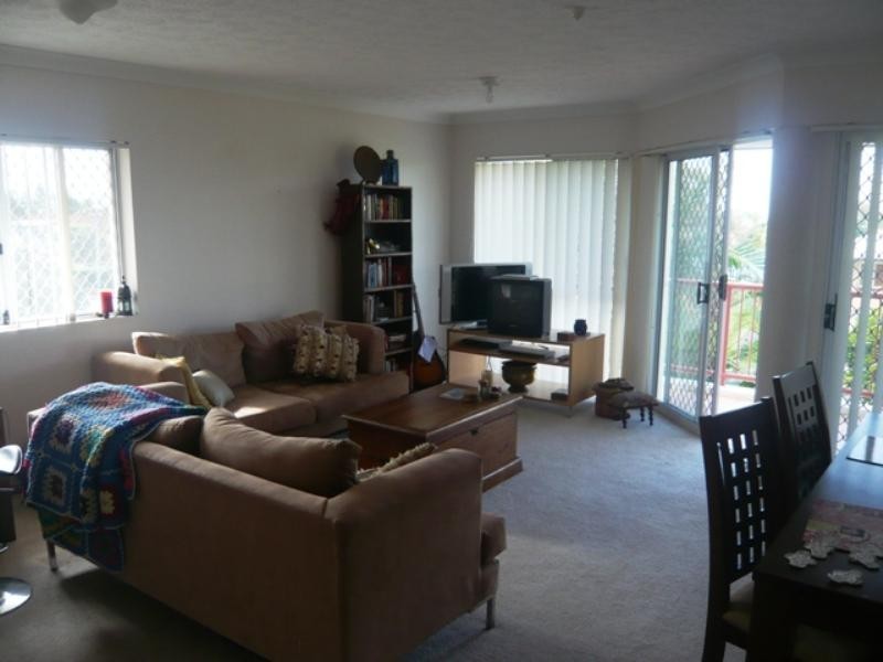 6/6 Petrel Avenue, Mermaid Beach QLD 4218