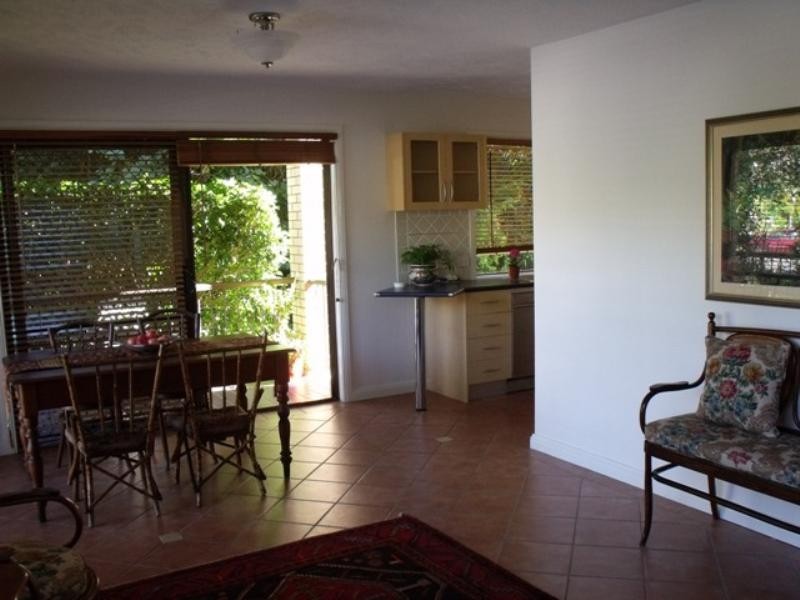 1/33 Monaco Street, Broadbeach Waters QLD 4218