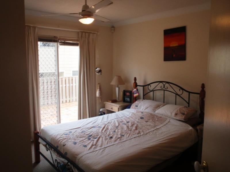 2/16 Lavarack Road, Mermaid Beach QLD 4218