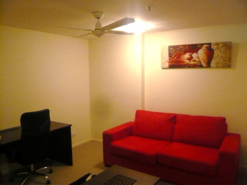 7/2898 Gold Coast Highway, Surfers Paradise QLD 4217