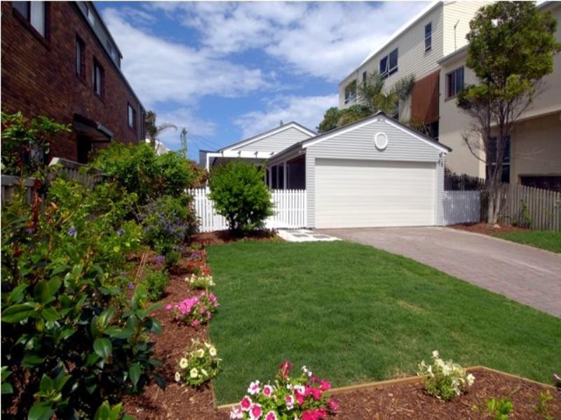 7 Albatross Avenue, Mermaid Beach QLD 4218