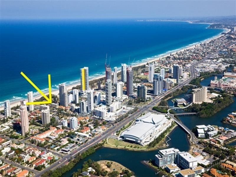 205 ‘Hi Ho Beach Apartments’, 2 Queensland Avenue, Broadbeach QLD 4218