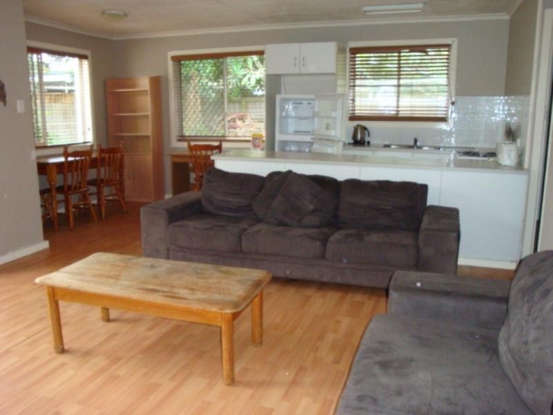 26 Boongala Road, Broadbeach Waters QLD 4218