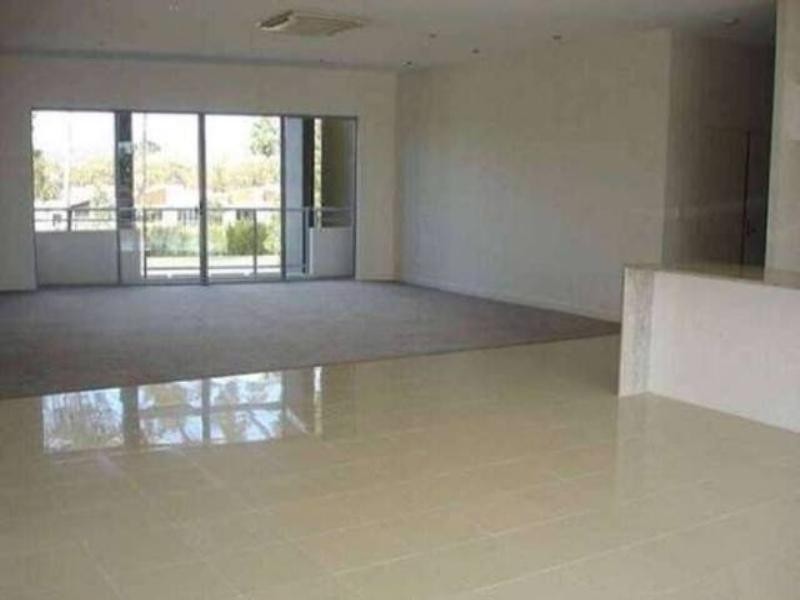 17/10 Valbonne Avenue, Varsity Lakes QLD 4227