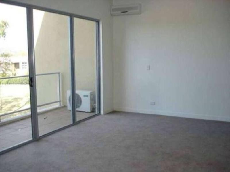 17/10 Valbonne Avenue, Varsity Lakes QLD 4227