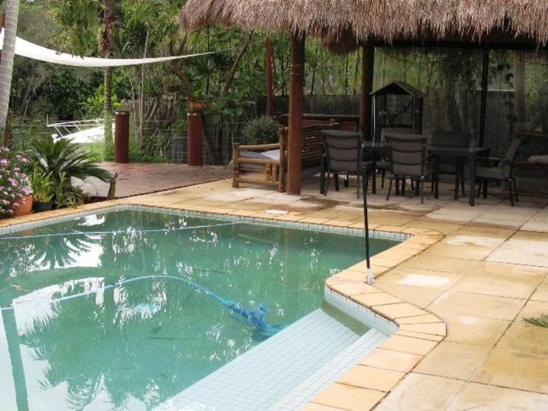 30 Karina Crescent, Broadbeach Waters QLD 4218