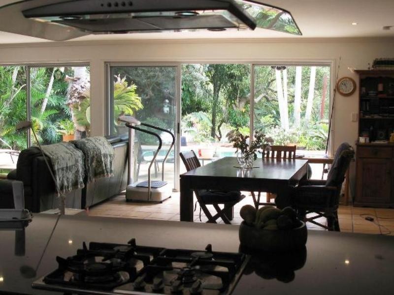 30 Karina Crescent, Broadbeach Waters QLD 4218