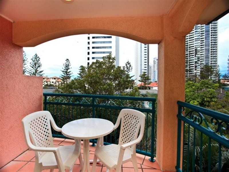 Broadbeach QLD 4218