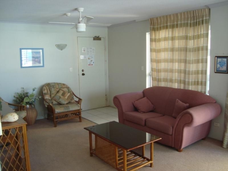 38/26 The Esplanade, Surfers Paradise QLD 4217