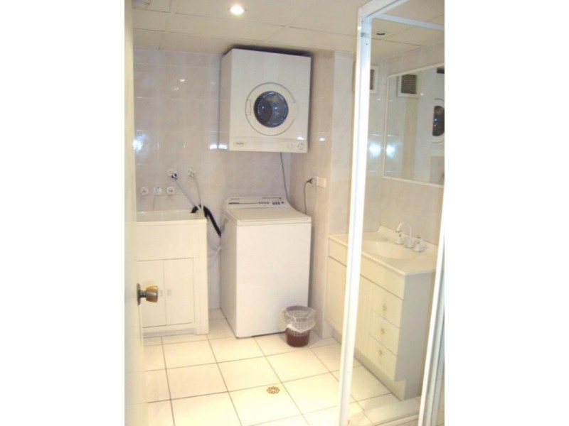 38/26 The Esplanade, Surfers Paradise QLD 4217