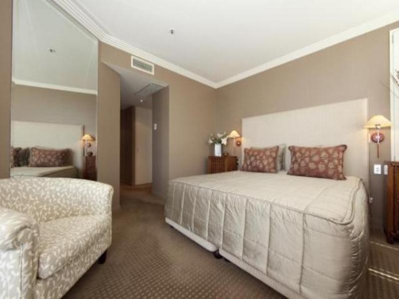 502/13 Garfield Terrace, Surfers Paradise QLD 4217