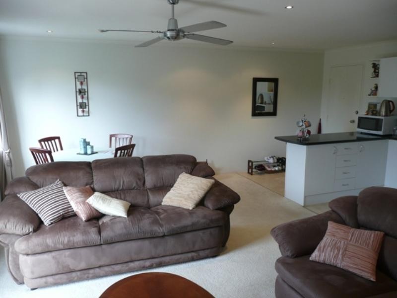 5/8 Baker Street, Labrador QLD 4215