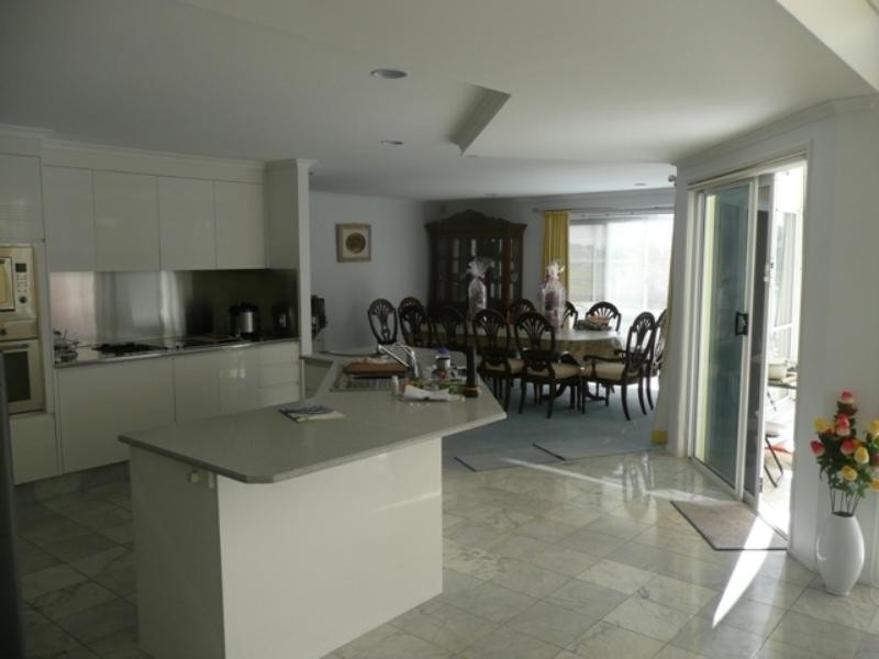 42 Allandale Enterance, Mermaid Waters QLD 4218