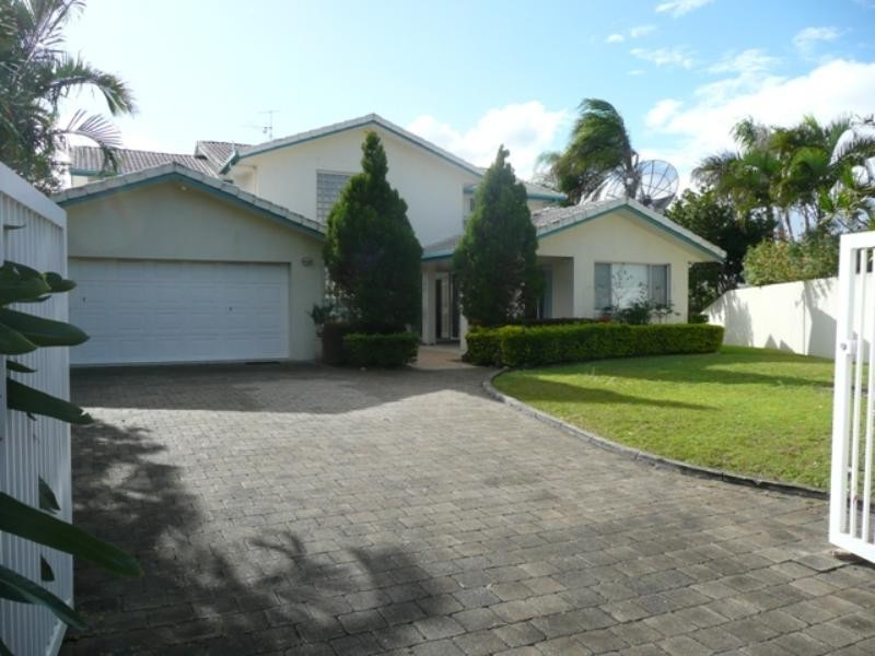 42 Allandale Enterance, Mermaid Waters QLD 4218