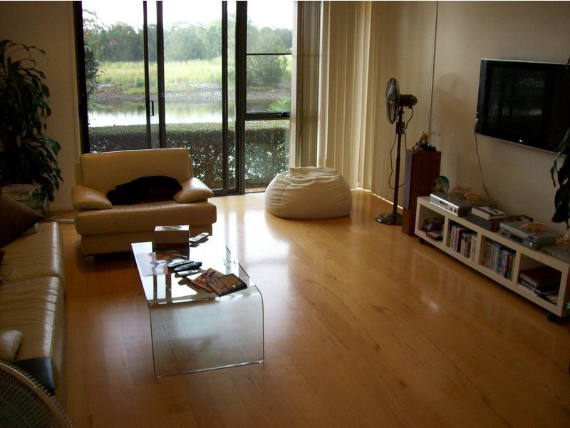 Clear Island Waters QLD 4226