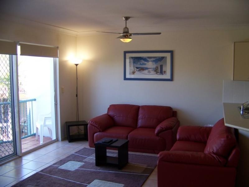 176/7 Redondo Avenue, Miami QLD 4220