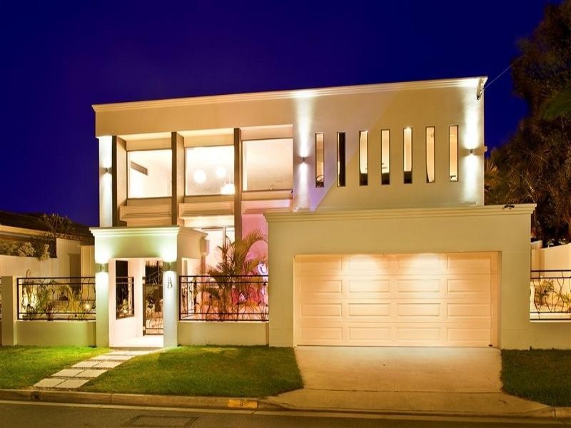 Broadbeach Waters QLD 4218