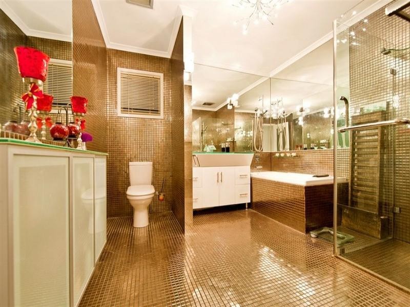 Broadbeach Waters QLD 4218