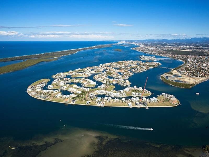 30 knightsbridge Parade West, Paradise Point QLD 4216