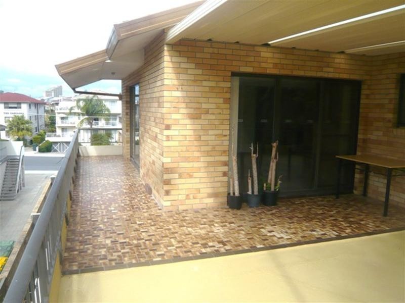 5/13 Rosewood Avenue, Broadbeach QLD 4218