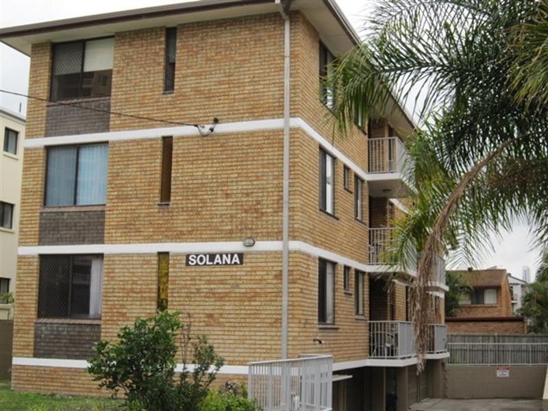 2/13 Australia Avenue, Broadbeach QLD 4218