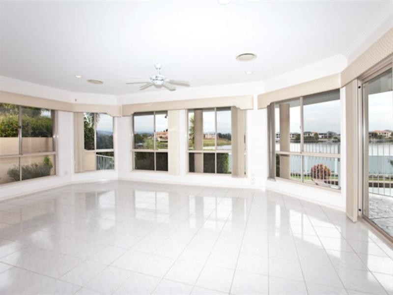 54 Port Jackson Boulevard, Clear Island Waters QLD 4226