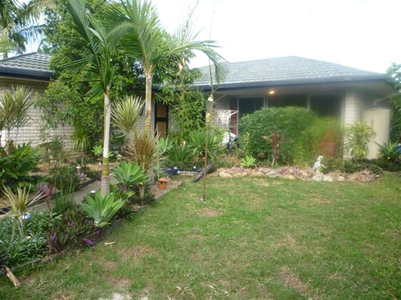 23 Karina Crescent, Broadbeach Waters QLD 4218