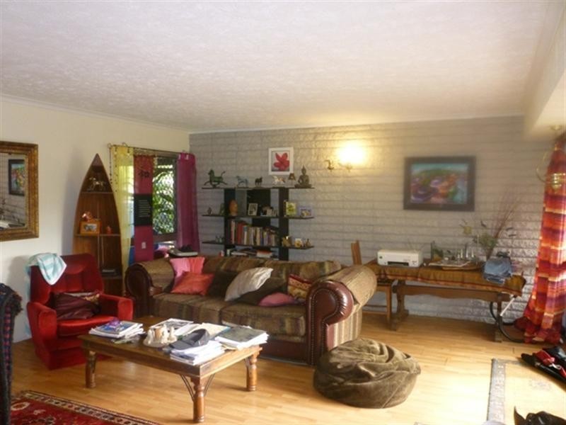 23 Karina Crescent, Broadbeach Waters QLD 4218