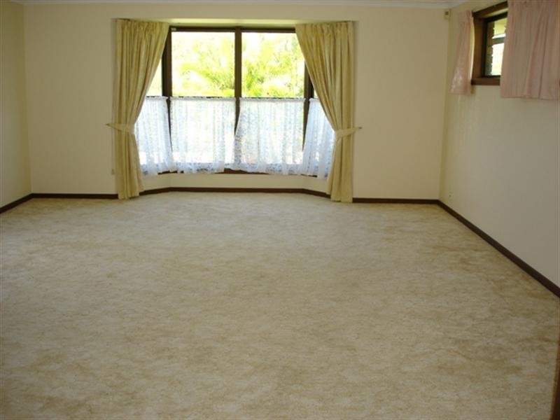 10 Woodlands Drive, Reedy Creek QLD 4227