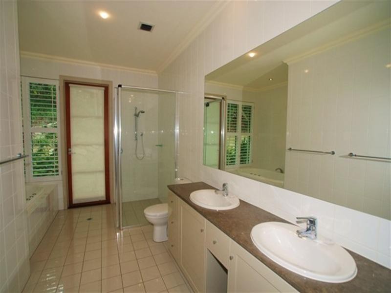 6125 ‘Badon Village’ Royal Pines Resort, Ross Street, Benowa QLD 4217