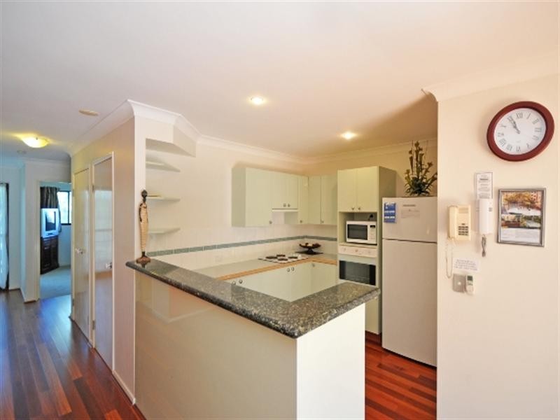 28B Great Hall Drive, Miami QLD 4220