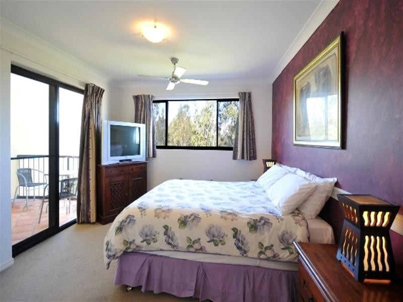 28B Great Hall Drive, Miami QLD 4220