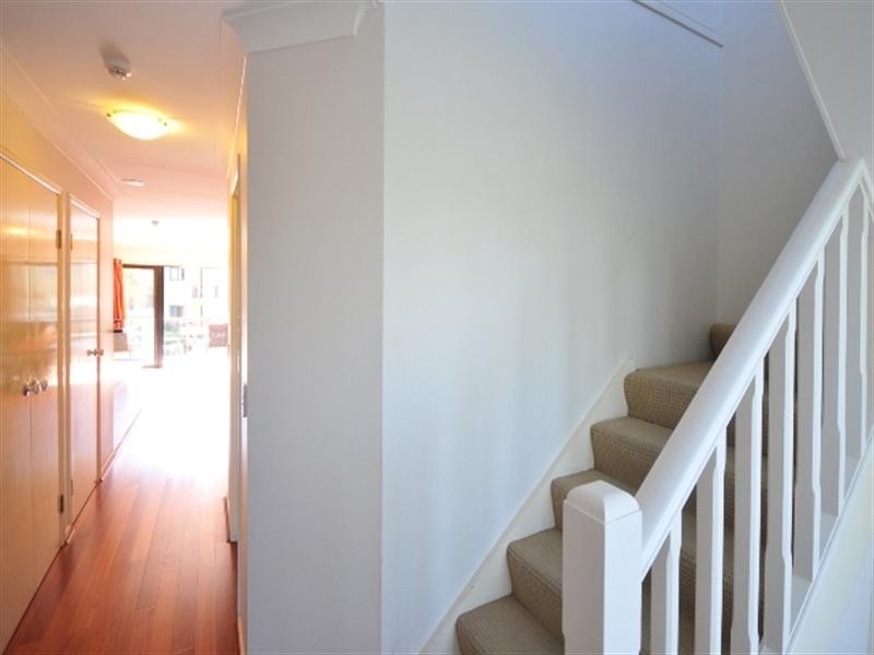 28B Great Hall Drive, Miami QLD 4220