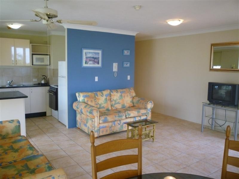 8/219 Surf Parade, Surfers Paradise QLD 4217