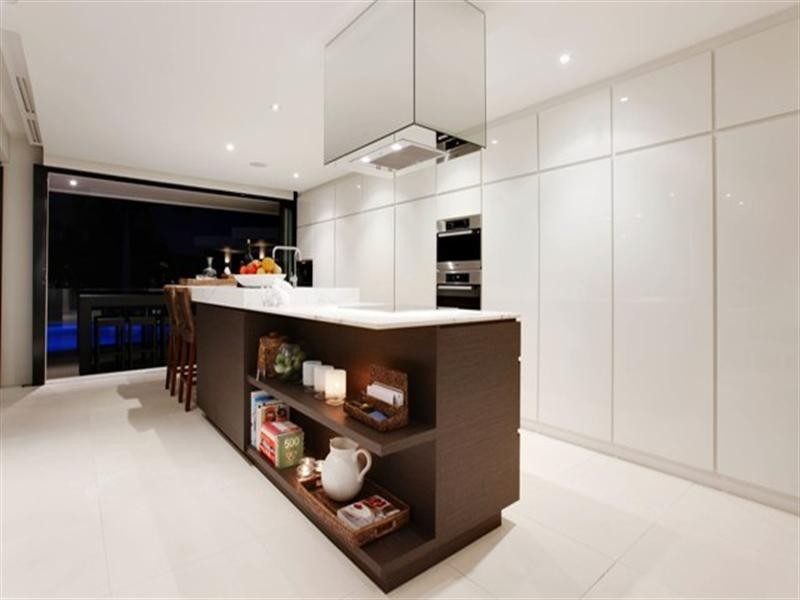 12-16 Binda Place, Sorrento QLD 4217